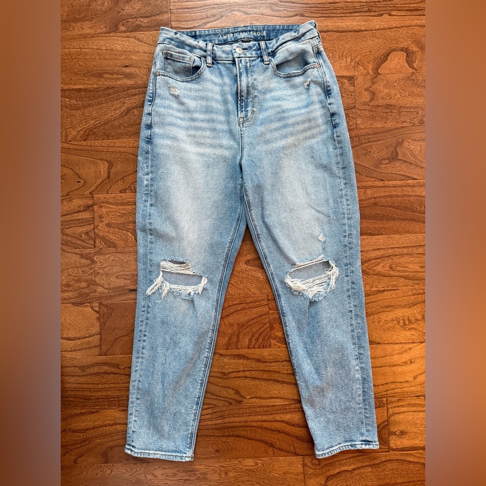 American Eagle Curvy Mom Jeans